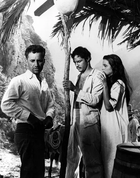 Framed Print : Director Elia Kazan, Marlon Brando, Jean Peters on the set of VIVA ZAPATA!, 1952