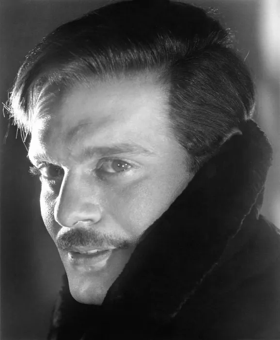 Framed Print : DOCTOR ZHIVAGO, Omar Sharif, 1965
