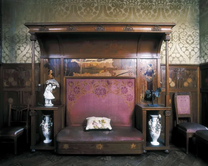 Framed Print : DOMENECH I MONTANER, Lluis (1850-1923). Navs House. 1901-1907. SPAIN. Reus. Navs House. Living room with a sofa by Gaspar Homar i Mesquida. Modernism. Architecture