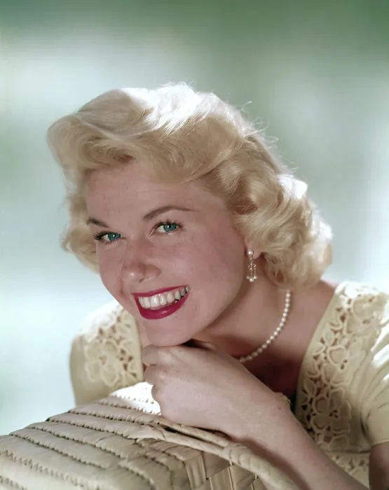 Framed Print : Doris Day, 1950s Framed Print : Doris Day, 1950s