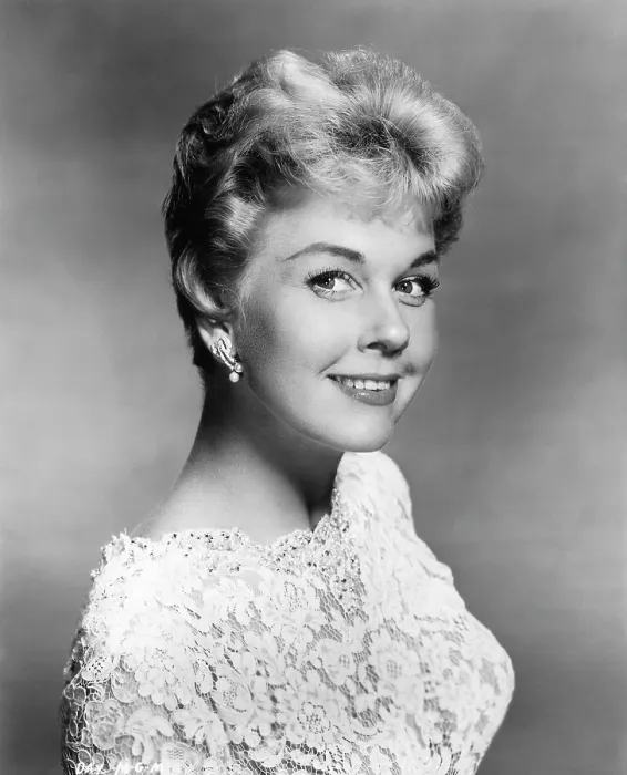 Framed Print : Doris Day, 1960 Framed Print : Doris Day, 1960