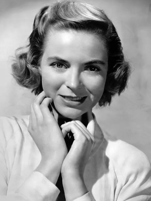 Framed Print : Dorothy McGuire, 1945 Framed Print : Dorothy McGuire, 1945