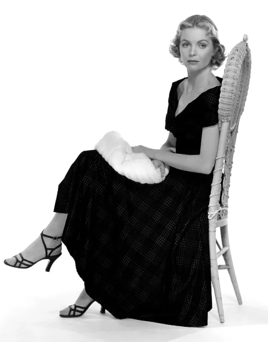 Framed Print : Dorothy McGuire, 1952 Framed Print : Dorothy McGuire, 1952