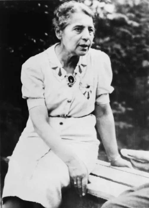 Framed Print : Dr. Lize Meitner (1878-1968)