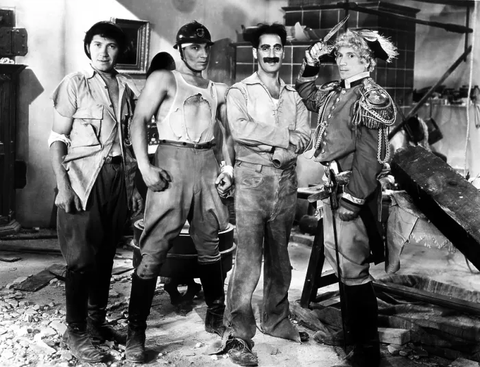 Framed Print : DUCK SOUP, Chico Marx, Zeppo Marx, Groucho Marx, Harpo, 1933