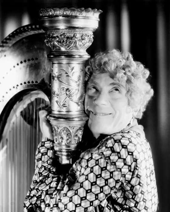 Framed Print : DUCK SOUP, Harpo Marx, 1933 Framed Print : DUCK SOUP, Harpo Marx, 1933