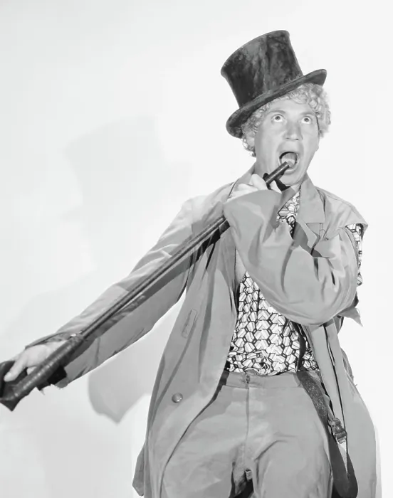 Framed Print : DUCK SOUP, Harpo Marx, 1933