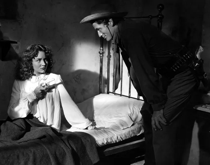 Framed Print : DUEL IN THE SUN, Jennifer Jones, Gregory Peck, 1946