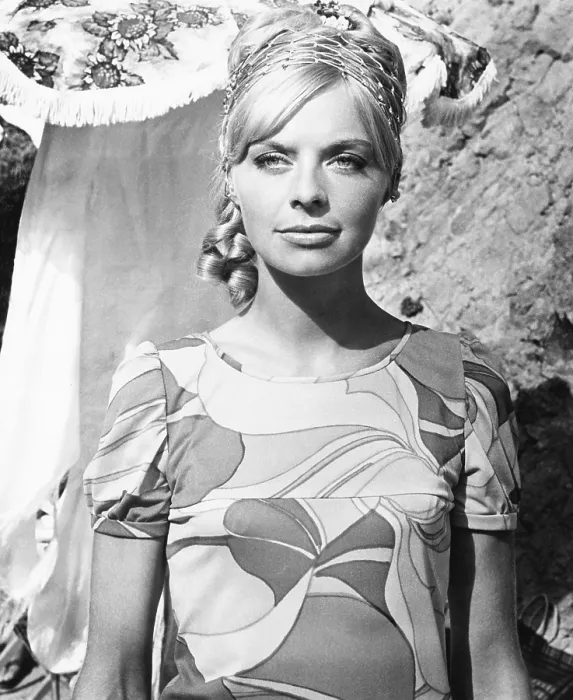 Framed Print : DUFFY, Susannah York, 1968 Framed Print : DUFFY, Susannah York, 1968