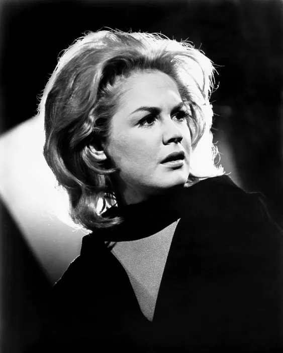 Framed Print : THE DUNWICH HORROR, Sandra Dee, 1970 Framed Print : THE DUNWICH HORROR, Sandra Dee, 1970