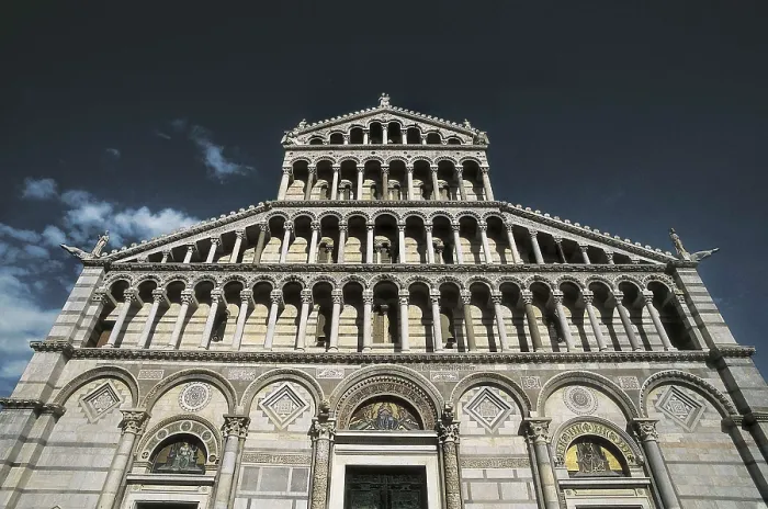 Framed Print : Duomo di Pisa. 1173-1350. ITALY. Pisa. Cathedral. Facade. Romanesque art. Architecture. AISA / Everett Collection**US SALES ONLY**