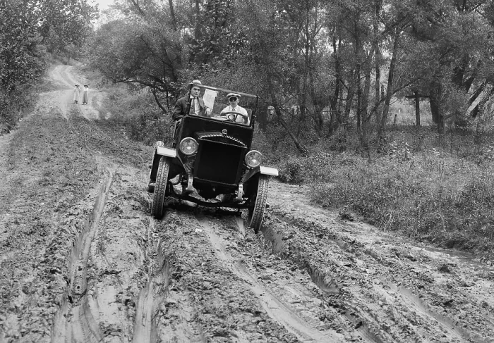 Framed Print : Duplex Truck with four wheel drive moves forward on a rutted, muddy road near Culpeper, Virginia, c. 1918-21 (BSLOC_2016_10_122)