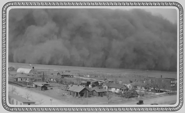 Framed Print : Dust Storm in Rolla, Kansas. May 6, 1935. The photo was sent to President Franklin Roosevelt this note, Dear Mr. Roosevelt, Darkness came when it hit us