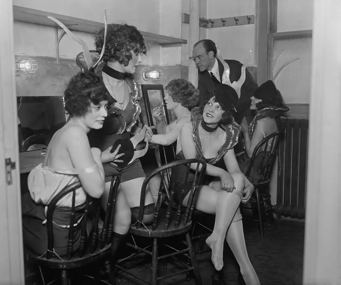 Framed Print : Earl Carroll backstage with showgirls in his Vanities production in Washington, D.C. Jan 1925. (BSLOC_2015_17_214)