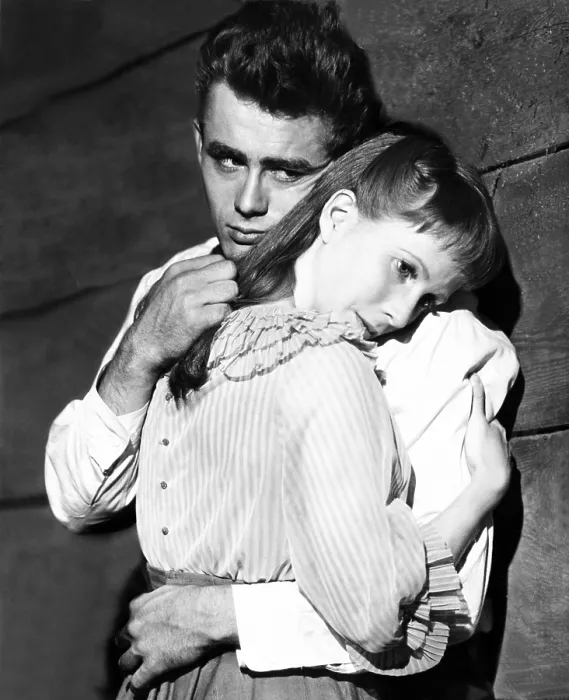 Framed Print : EAST OF EDEN, James Dean, Julie Harris, 1955