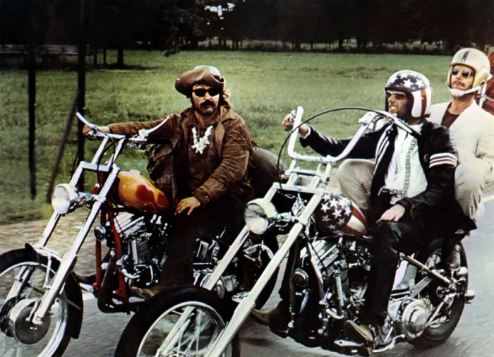 Framed Print : EASY RIDER, from left: Dennis Hopper, Peter Fonda, Jack Nicholson, 1969 ESY 003FOH(1011) Framed Print : EASY RIDER, from left: Dennis Hopper, Peter Fonda, Jack Nicholson, 1969 ESY 003FOH(1011)
