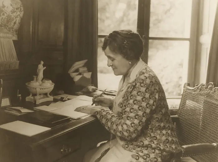 Framed Print : Edith Wharton, writes at her desk in 1920 Framed Print : Edith Wharton, writes at her desk in 1920