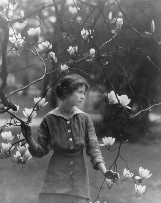 Framed Print : Edna St. Vincent Millay (1892-1950) American poet. 1914 portrait by Arnold Genthe