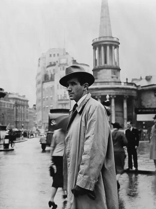 Framed Print : Edward R. Murrow, CBS Newscaster, crossing the street in London during World War 2. 1941. (BSLOC_2014_10_287)