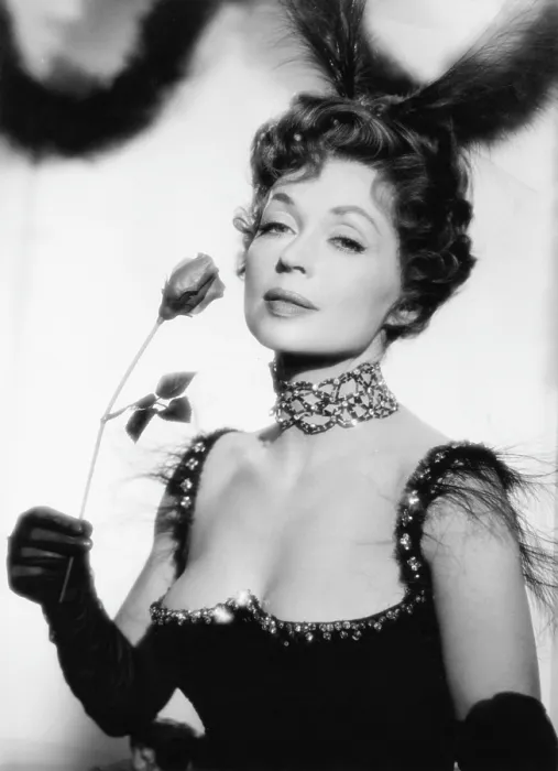 Framed Print : EINE FRAU, DIE WEISS, WAS SIE WILL, (aka MOTHER OF PEARL), Lilli Palmer, 1958 Framed Print : EINE FRAU, DIE WEISS, WAS SIE WILL, (aka MOTHER OF PEARL), Lilli Palmer, 1958