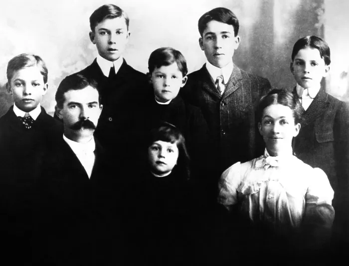 Framed Print : Eisenhower family in 1902. L-R Front row: Father David Eisenhower, Milton, Mother Ida. Back row: Dwight, Edgar, Earl, Arthur, Roy. (CSU_ALPHA_288) CSU Archives / Everett Collection Framed Print : Eisenhower family in 1902. L-R Front row: Father David Eisenhower, Milton, Mother Ida. Back row: Dwight, Edgar, Earl, Arthur, Roy. (CSU_ALPHA_288) CSU Archives / Everett Collection