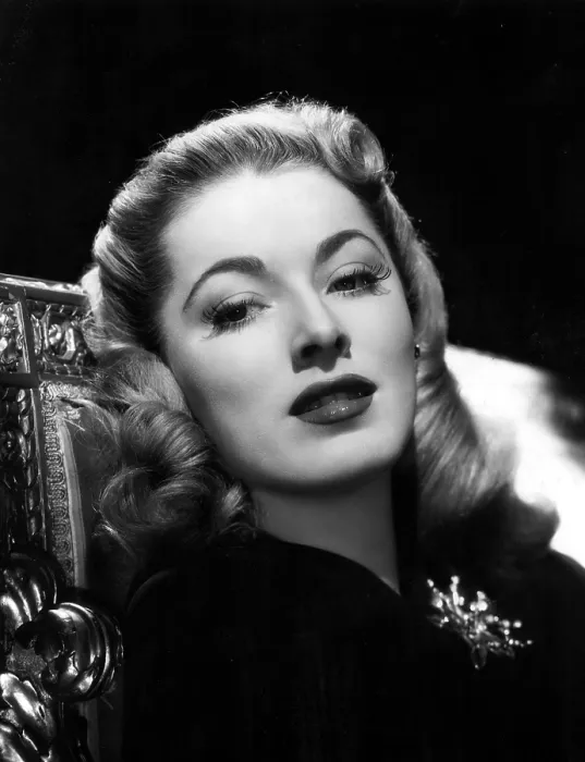 Framed Print : ELEANOR PARKER, 1947 Framed Print : ELEANOR PARKER, 1947