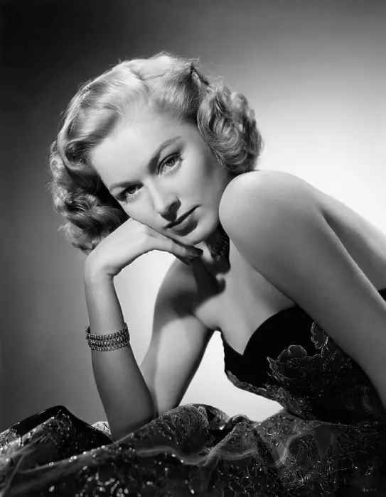 Framed Print : Eleanor Parker, ca. 1940s Framed Print : Eleanor Parker, ca. 1940s