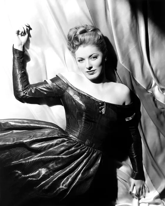 Framed Print : Eleanor Parker, ca. mid-1940s Framed Print : Eleanor Parker, ca. mid-1940s