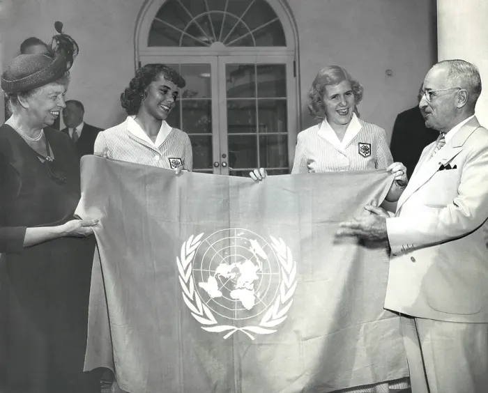 Framed Print : Eleanor Roosevelt and 4-H Club girls present Pres. Truman a UN Flag. Sept. 7, 1950. (BSLOC_2013_6_67) Framed Print : Eleanor Roosevelt and 4-H Club girls present Pres. Truman a UN Flag. Sept. 7, 1950. (BSLOC_2013_6_67)