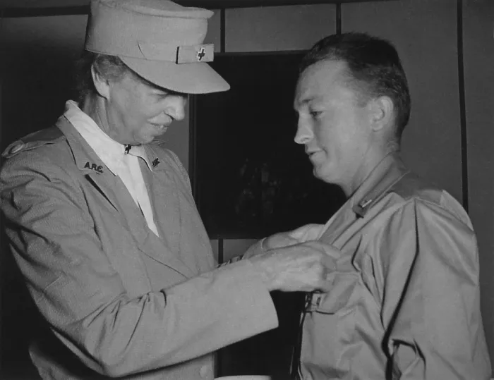 Framed Print : Eleanor Roosevelt pins a medal on a soldier in New Caledonia. Sept. 15, 1943 Framed Print : Eleanor Roosevelt pins a medal on a soldier in New Caledonia. Sept. 15, 1943