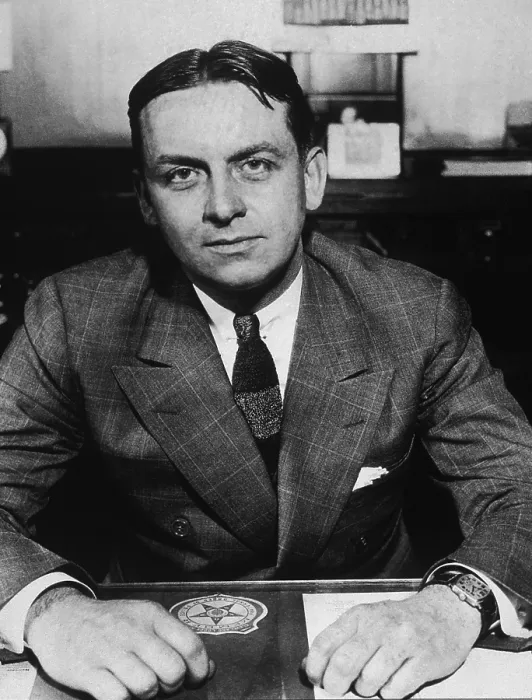 Framed Print : Eliot Ness (1903-1957), as Treasury Department Prohibition agent assigned to bring down Al Capone