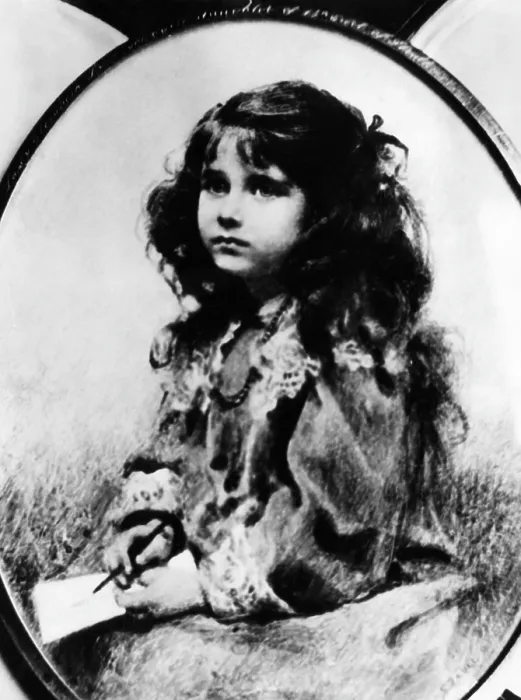 Framed Print : Elizabeth Bowes-Lyon, (1900-2002), the future Queen Elizabeth, the Queen Mother (whose daughter became Queen Elizabeth II), 1906.. Courtesy: CSU Archives  /  Everett Collection