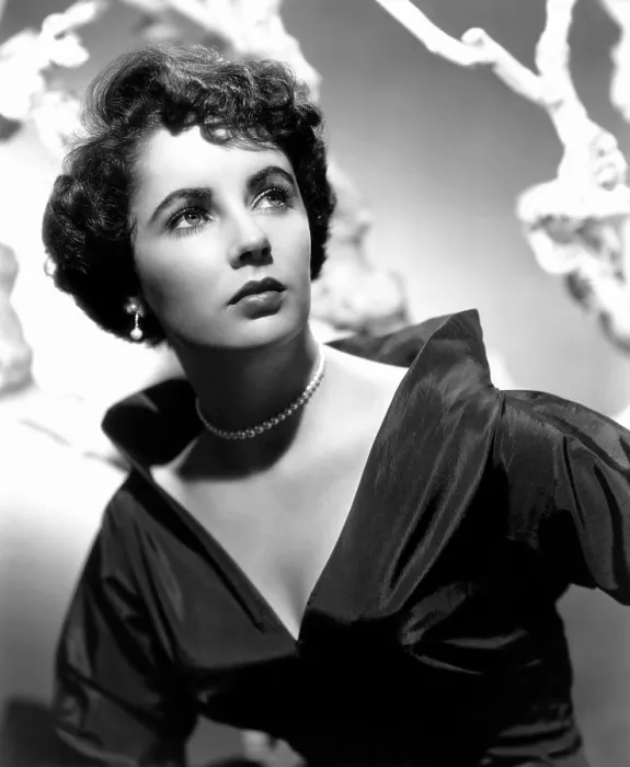 Framed Print : Elizabeth Taylor, 1950