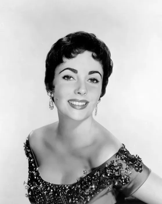Framed Print : Elizabeth Taylor, ca. 1954
