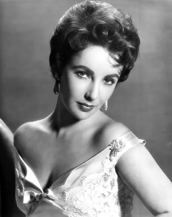 Framed Print : Elizabeth Taylor, ca. 1956 Framed Print : Elizabeth Taylor, ca. 1956