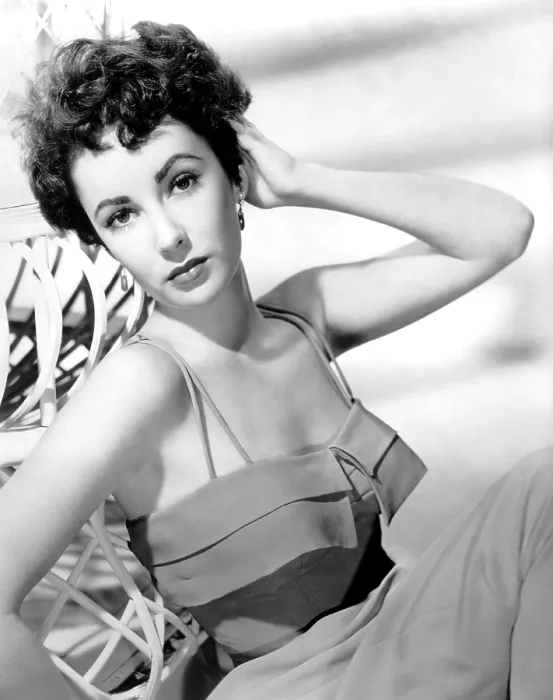 Framed Print : Elizabeth Taylor, ca. early 1950s Framed Print : Elizabeth Taylor, ca. early 1950s
