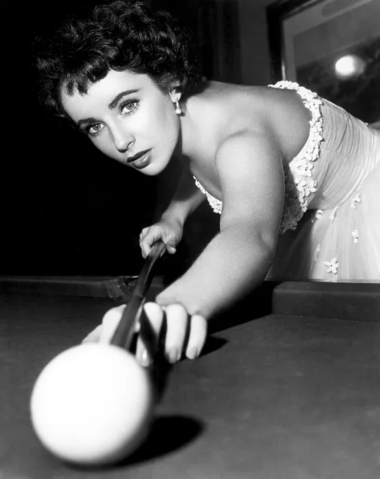 Framed Print : Elizabeth Taylor playing pool on the set of A PLACE IN THE SUN, 1951 Framed Print : Elizabeth Taylor playing pool on the set of A PLACE IN THE SUN, 1951