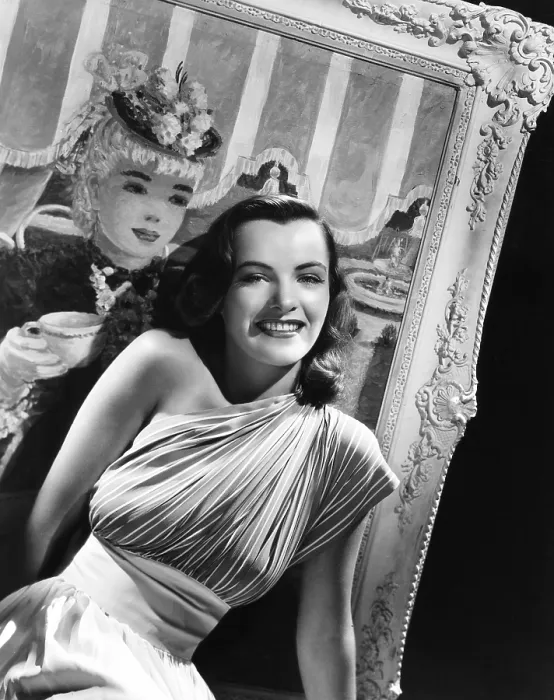 Framed Print : Ella Raines, 1943 Framed Print : Ella Raines, 1943
