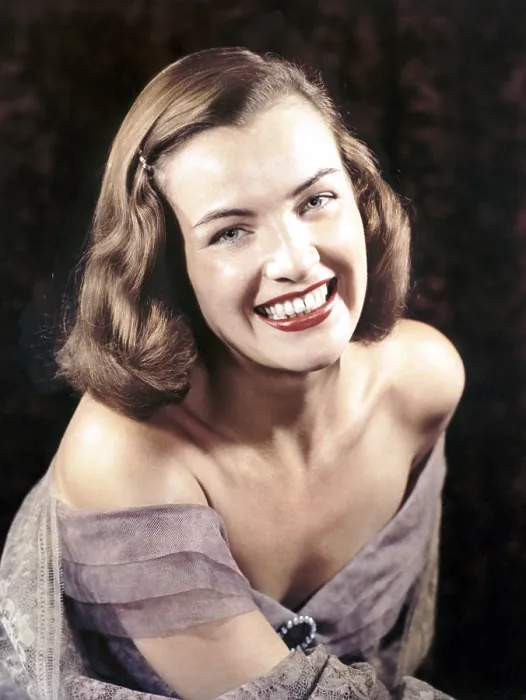 Framed Print : Ella Raines, ca 1940s Framed Print : Ella Raines, ca 1940s
