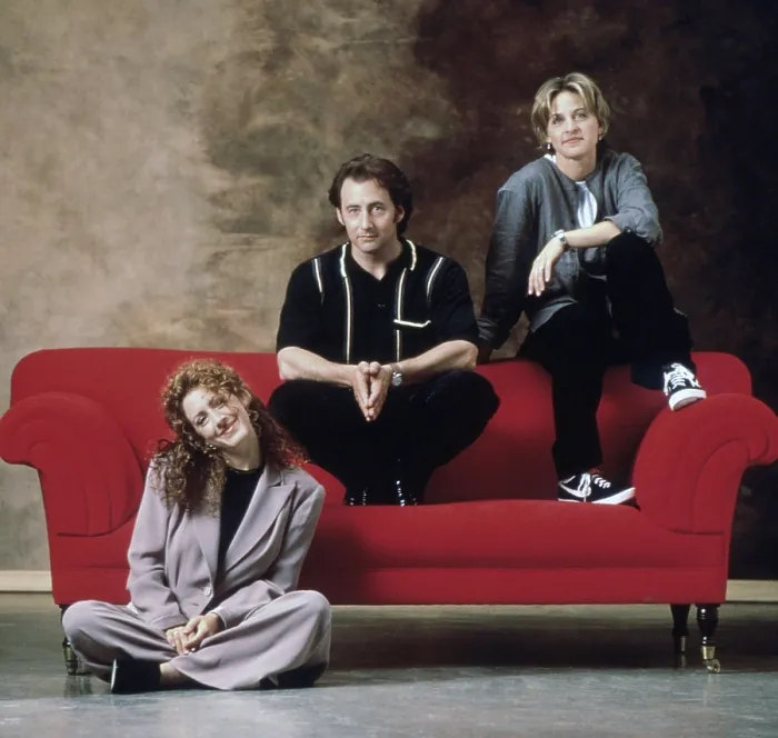 Framed Print : ELLEN, (aka THESE FRIENDS OF MINE), from left: Joely Fisher, Ayre Gross, Ellen Degeneres, (1994), 1994-1998