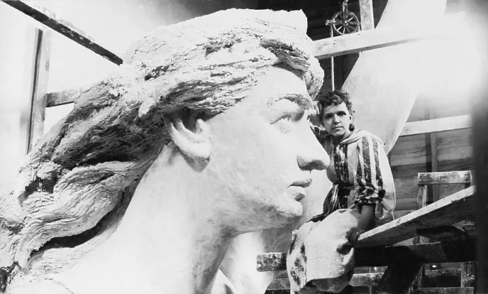 Framed Print : Ellen Houser Rankin (b.1853), working on her colossal statue, Pelee, Hawaiian goddess of fire, for the Hawaiian Building at the World's Columbian Exposition in 1893
