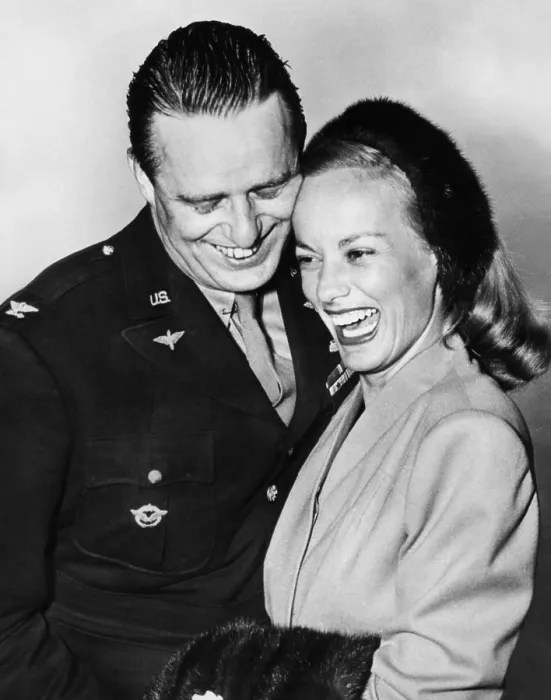 Framed Print : Elliot Roosevelt with his third wife, actress Faye Emerson. They were married on Dec. 4, 1944 and divorced in 1950. (CSU_ALPHA_169) CSU Archives / Everett Collection Framed Print : Elliot Roosevelt with his third wife, actress Faye Emerson. They were married on Dec. 4, 1944 and divorced in 1950. (CSU_ALPHA_169) CSU Archives / Everett Collection
