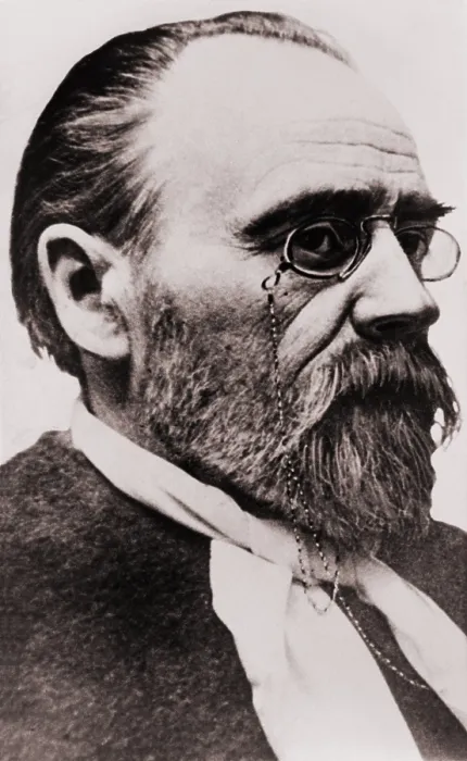 Framed Print : Emile Zola (1840-1902), French novelist of the naturalist school and political crusader for human rights Framed Print : Emile Zola (1840-1902), French novelist of the naturalist school and political crusader for human rights