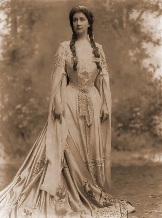 Framed Print : Emma Eames (1865-1952), American soprano performed in Europe and America from 1889-1916