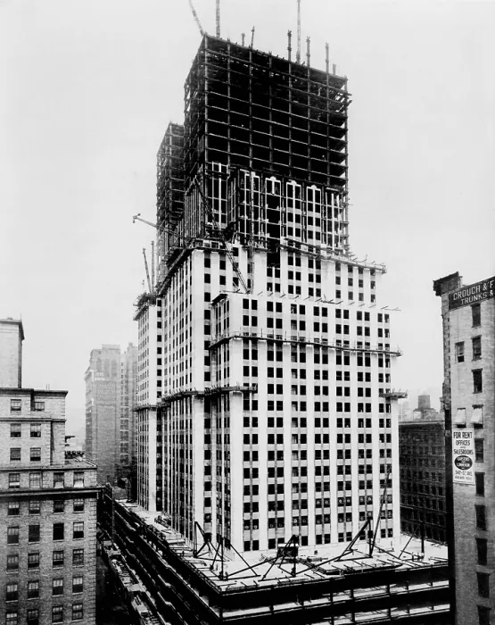 Framed Print : Empire State Building under construction in the early 1930s. The steel frame is built up to the 40th floor Framed Print : Empire State Building under construction in the early 1930s. The steel frame is built up to the 40th floor