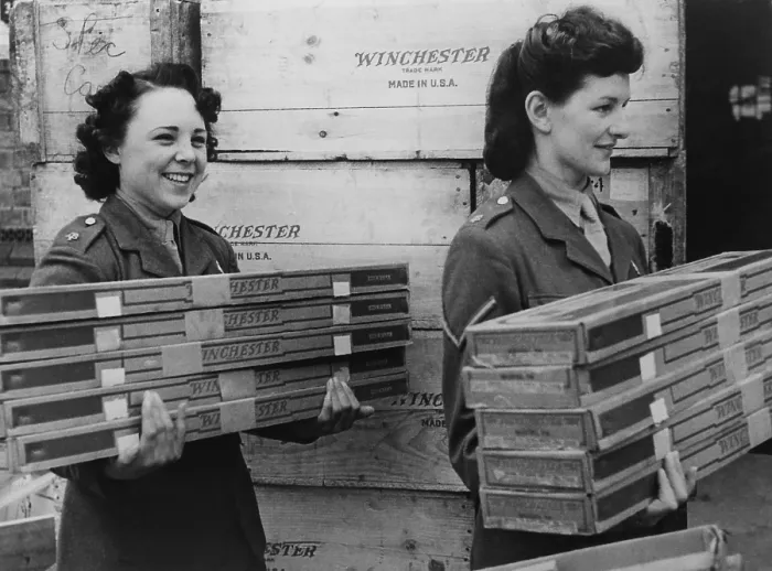 Framed Print : English women of the Auxiliary Territorial Service with American rifles from U.S. Lend Lease. Ca. 1941-1943. World War 2. (BSLOC_2014_10_152) Framed Print : English women of the Auxiliary Territorial Service with American rifles from U.S. Lend Lease. Ca. 1941-1943. World War 2. (BSLOC_2014_10_152)