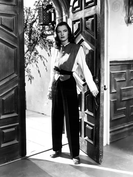 Framed Print : ENTER ARSENE LUPIN, Ella Raines, 1944