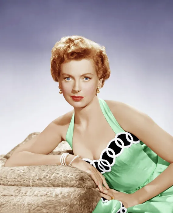 Framed Print : FROM HERE TO ETERNITY, Deborah Kerr, 1953 Framed Print : FROM HERE TO ETERNITY, Deborah Kerr, 1953