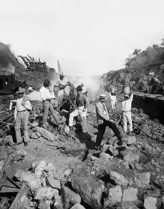 Framed Print : EV1818 - Work crew drilling through solid rock to create the Panama Canal, Panama, 1906. Courtesy: CSU Archives  /  Everett Collection