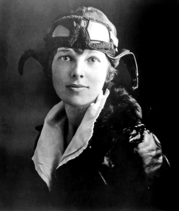 Framed Print : EV1843 - Amelia Earhart, circa late 1920s-early 1930s. Courtesy: CSU Archives  /  Everett Collection